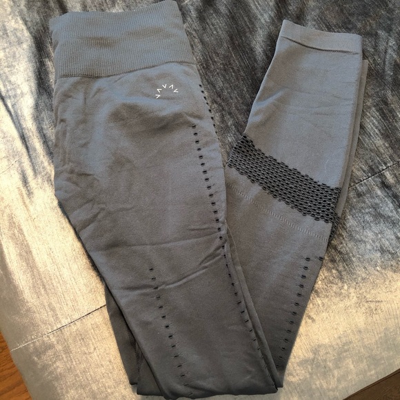 Varley leggings - Picture 2 of 2